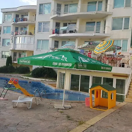 Stefy Beach Apartment *
