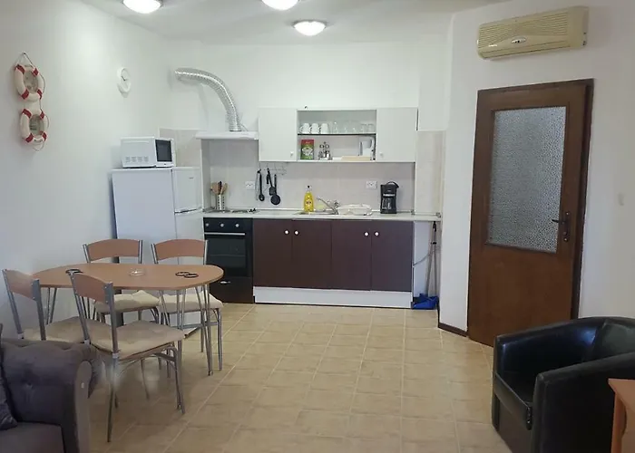 Stefy Beach Apartment *