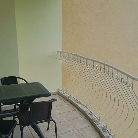 Appartement Stefy Beach Apartment