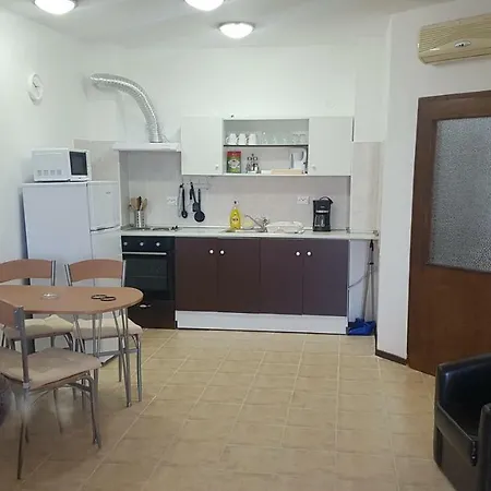 Stefy Beach Apartment *
