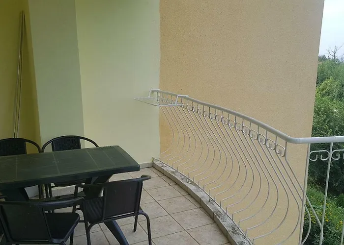 Daire Stefy Beach Apartment